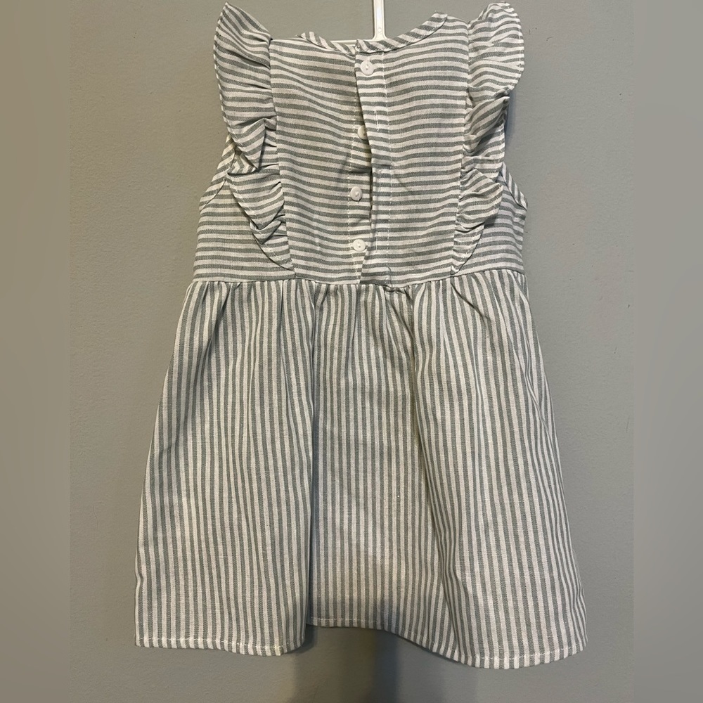 Shein dresses 12-18 months - Picture 4 of 10